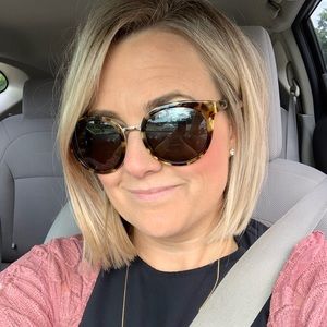 Meet your Posher, Kelly